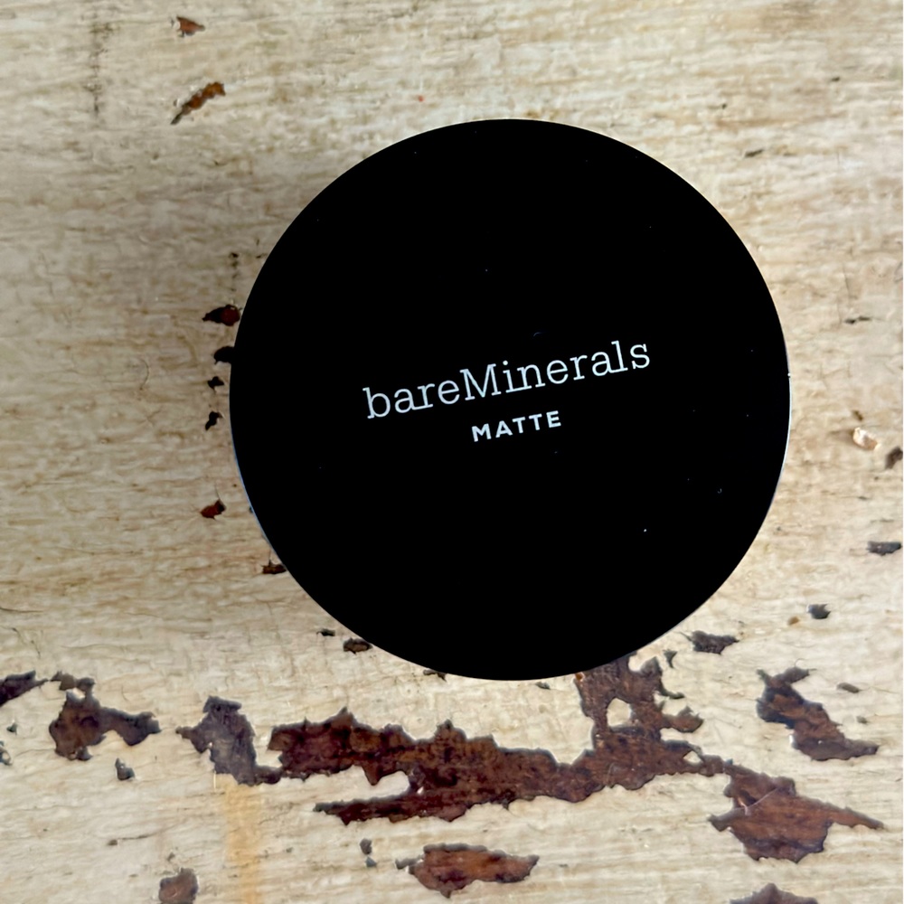 bareMinerals Matte Foundation in Golden Fair 04 SPF 15 - 6g/0.21oz